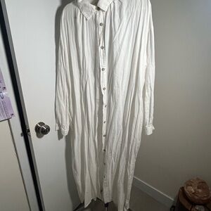 Elegant White Button-Down Maxi Dress